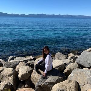 Meet your Posher, Camille